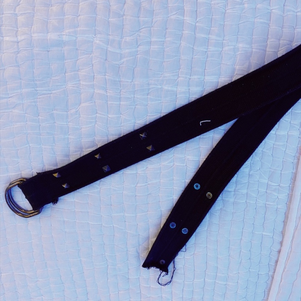 Black thrifted studded belt